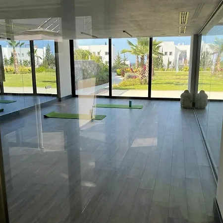 Retreat, Block B1, Unit8