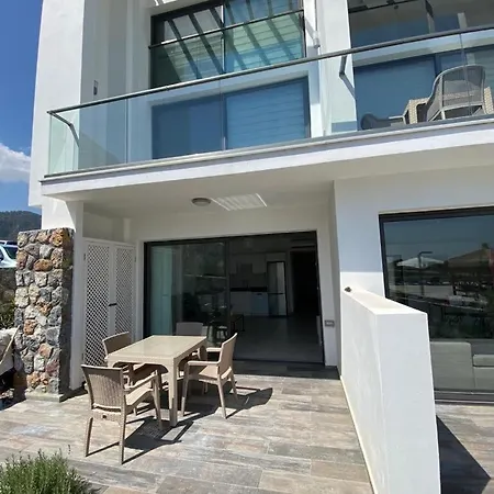 Retreat, Block B1, Unit8 *